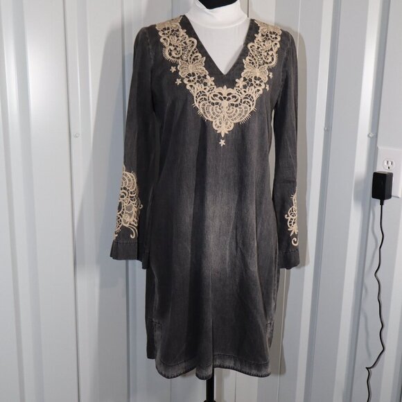 Johnny Was Womens Neema Tunic Dress Gray Chambray Embroidery Size Small EUC - Picture 2 of 11